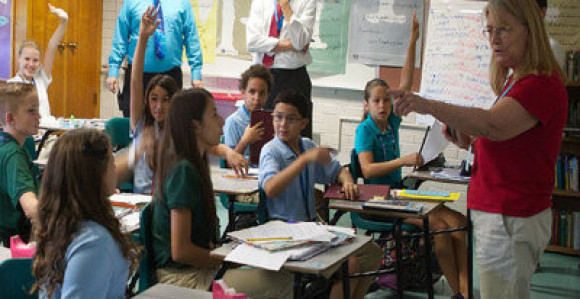 Đaci iznajmljuju roditelje za 5 maraka