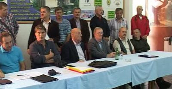 Udružili se akcionari, Dronjak i Vlajki (VIDEO)