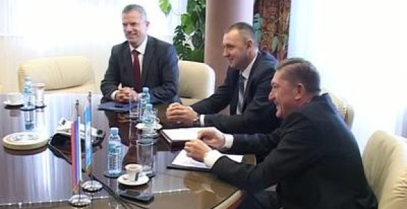 Tri ministra - odlična saradnja (VIDEO)