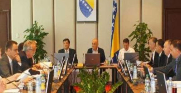 Основне плате судија и тужилаца 3.800 КМ