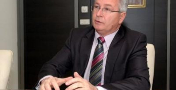 Gligorić pozvao Dodika da deponuje pasoš i ne bježi