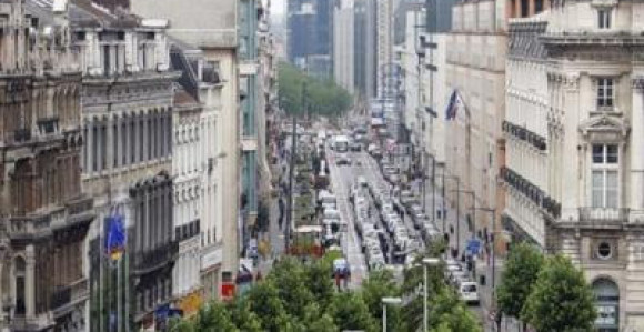 Morbidno: Godinu dana u stanu sa pokojnikom 