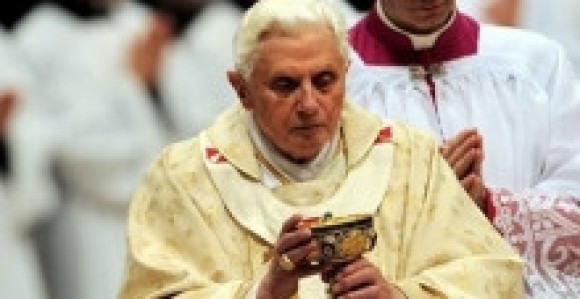 Papa neće u Srbiju 