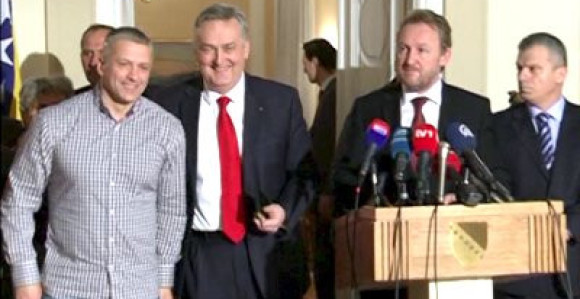 Rajko Vasić: Grupni portret sa Naserom