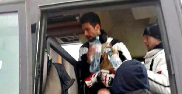 Nole stigao u pomoć zavejanim građanima!