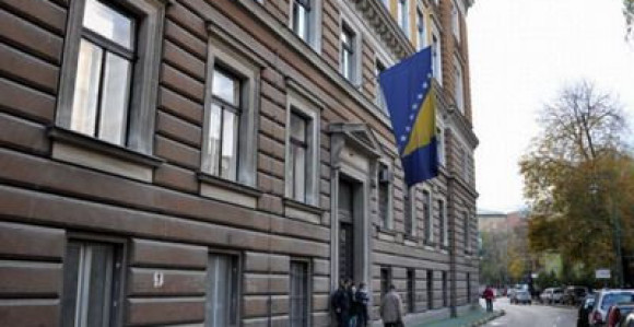 Različiti aršini u slučajevima "Milovanović" i "Orić"