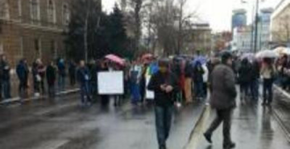 Blokiran saobraćaj ispred zgrade Predsjedništva BiH