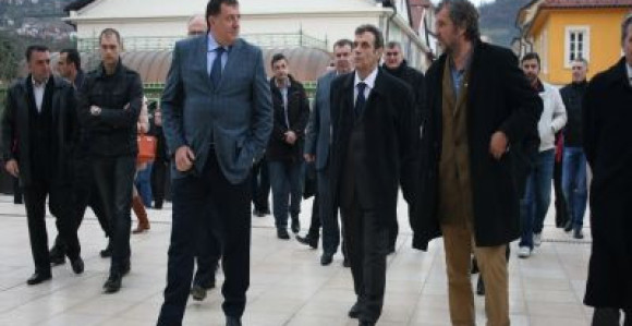 Dodik zahvalan Koštunici zbog Andrićgrada
