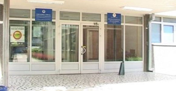 Policija i dalje traga za bombašem