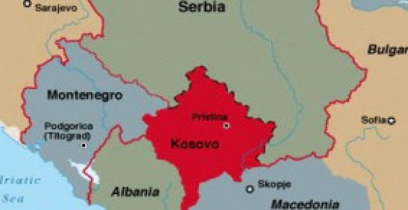 Срби блокирали пролаз Еулексу, Кфор блокирао саобраћај