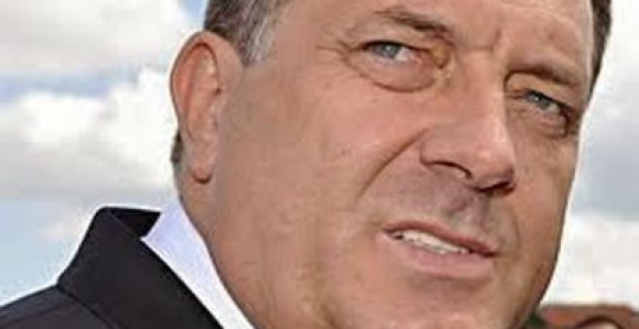 Svojim primitivizmom Dodik uništava institucije