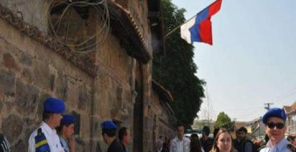 Protest Srba zbog izbornog zakona