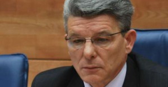 Комисија тешко до договора