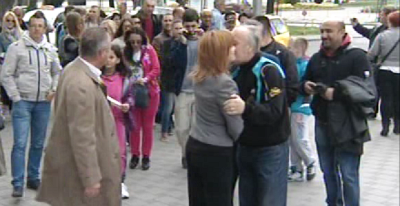 Bratska ljubav Kosovske Mitrovice i Bijeljine (VIDEO)