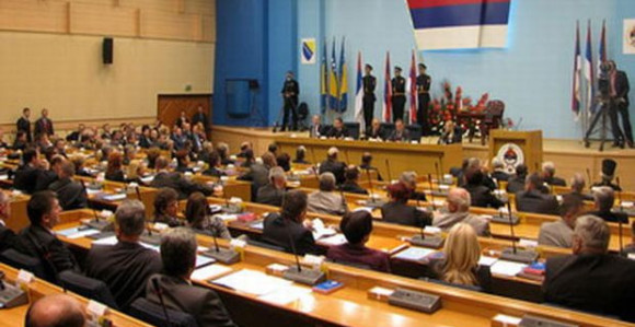 Plaćeno ćutanje u tromoj Skupštini