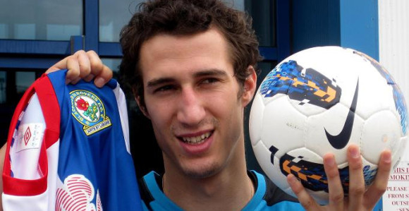 Raća Petrović opet u Engleskoj?