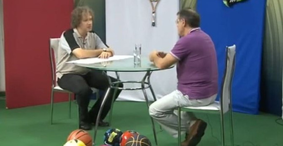 Čović tuče novinare!