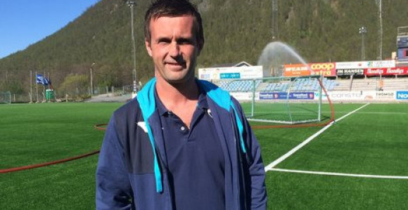 Norvežanin na klupi Seltika