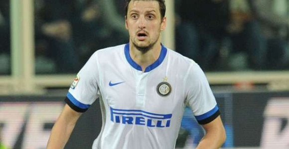 Kuzmanović iz Intera u Sevilju?