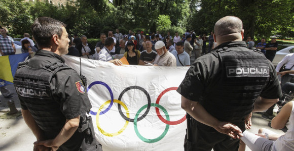 Radnici "ZOI'84" i danas pred zgradom Vlade