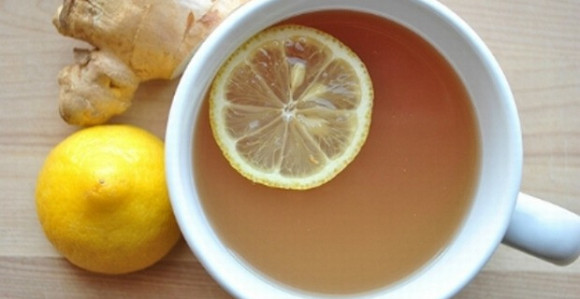 Biljni čaj ublažava mučninu na putu