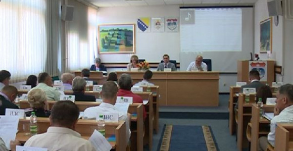 Vlada dovela u pitanje funkcionisanje opština