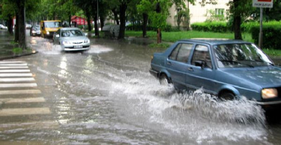 Raste vodostaj rijeke Bosne u Modriči