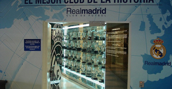 Real stigao Barsu po trofejima!