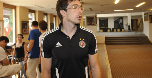 Partizan bez Volkova na Nefči?!