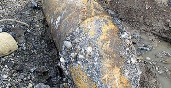 Uklanjanje avionske bombe od 450 kg
