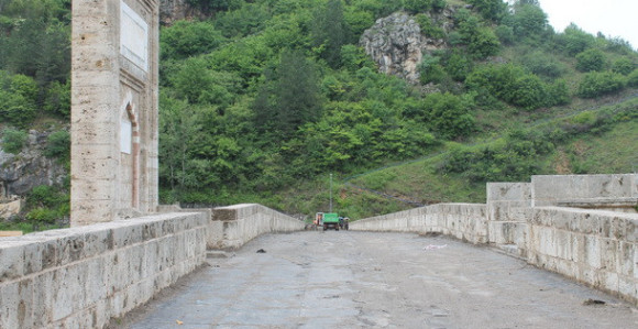 Zatvorena Ćuprija