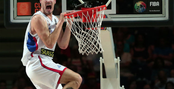 Video: FIBA - Zakucavanje Kalinića najbolje na SP!