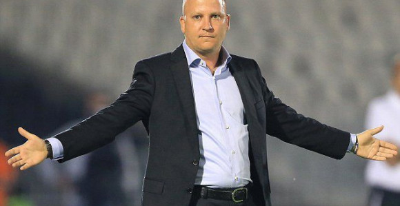 Nikolić o odlaganju: Ovo je neozbiljno!