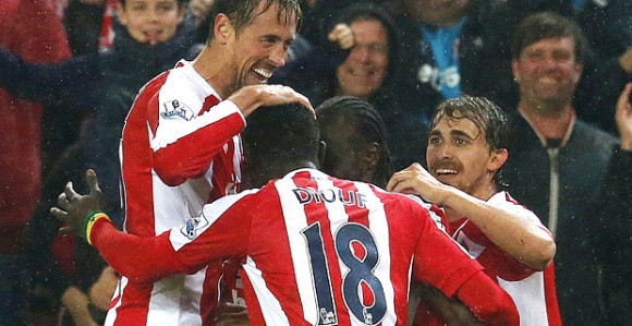 Stouk - Njukasl 1:0, Pardju blizu otkaza!