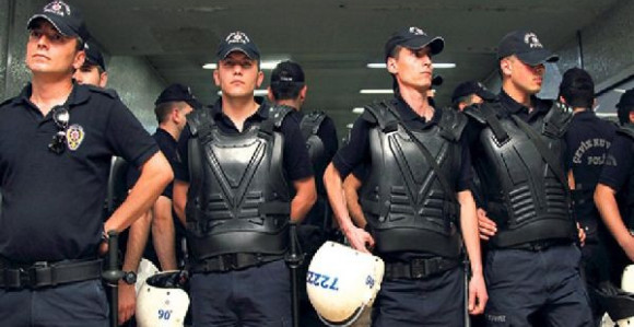 Produženo vanredno stanje u Turskoj