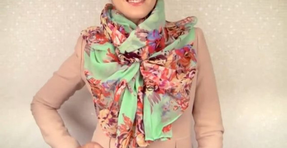 Kako nositi jednu ešarpu na 15 načina?