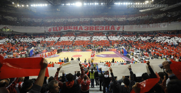 Zvezdin apel navijačima