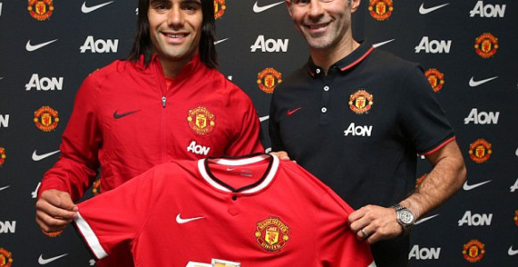 Kavani mijenja Falkaa u MJ?!