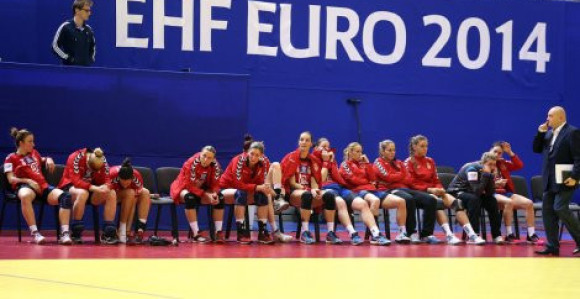 ЕП: Српкиње изгубиле добијено и испале!