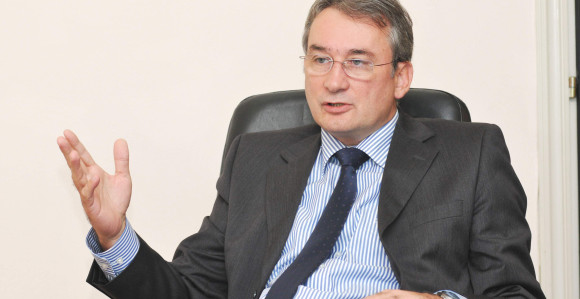 Ministri po ustavu i stručnosti