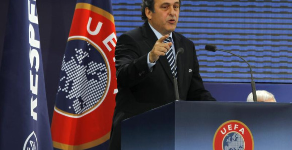 Ima li ko Platiniju da ''izađe na crtu''?!