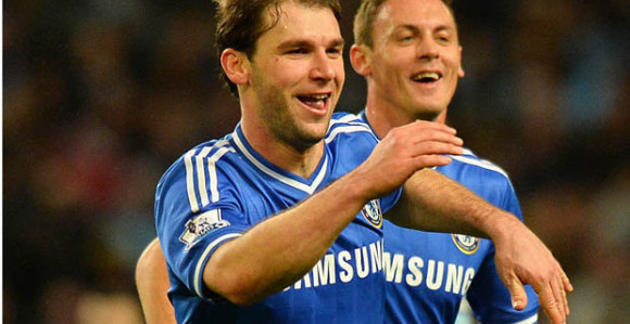 Карагер и Невил цијене ''српски Челси''!