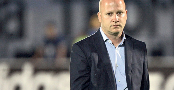 Анализа: За Николића је боље да оде!