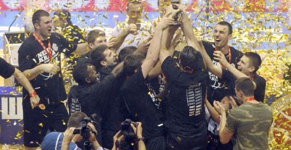 KK Partizan 2014.: Titula, Top 16, bez Evrolige...