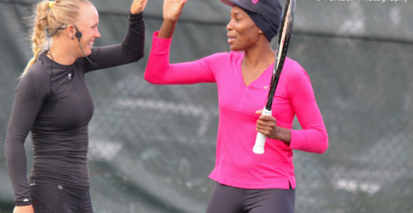 Oklend: Karo i Venus u finalu