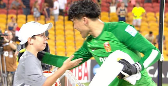 Video: Slušaj dječaka i odbranićeš penal!