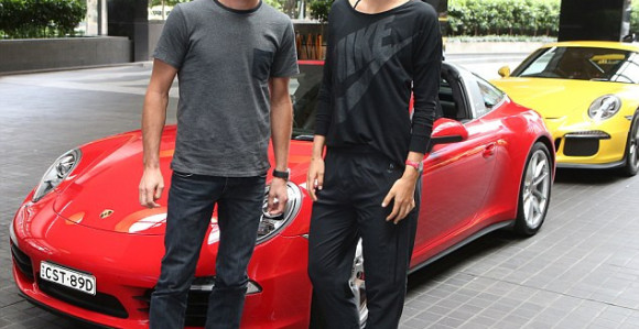 Ko i s čime vozi lijepu Maru na treninge?! Uh!