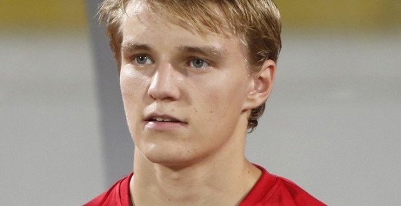 Edegard zvanično postao ''Kralj''!