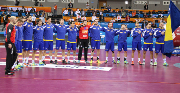 SP: Hrvatska ''laganica'' protiv BiH!