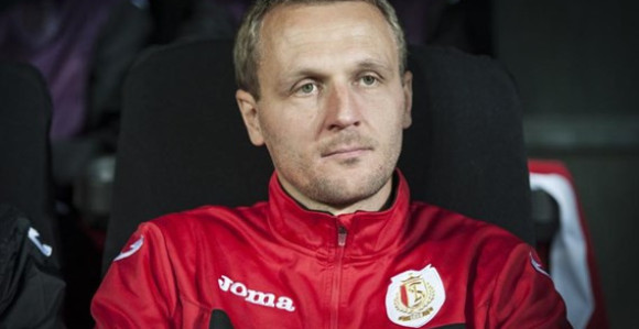 Šta radiš Standarde?! Otkaz Vukomanoviću! Zašto?!